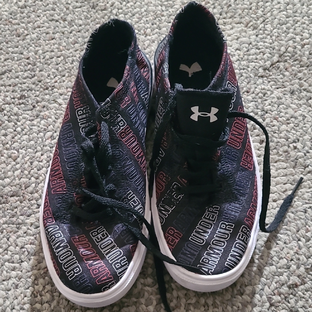 Under Armour Black and Red Patterned Shoes